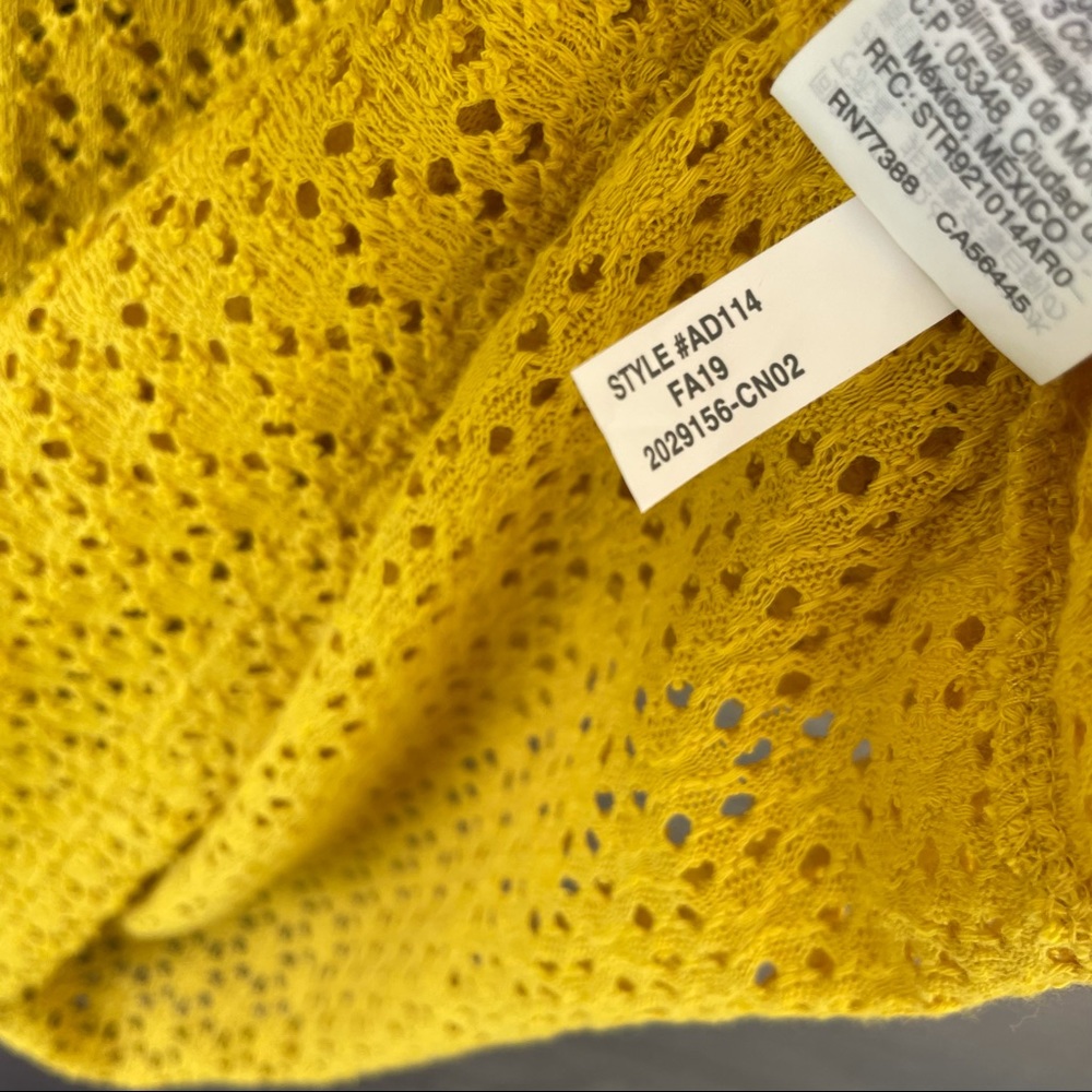 MADEWELL | Texture & Thread Lace Eyelet Flutter Sleeve Shell Blouse - Picture 6 of 8